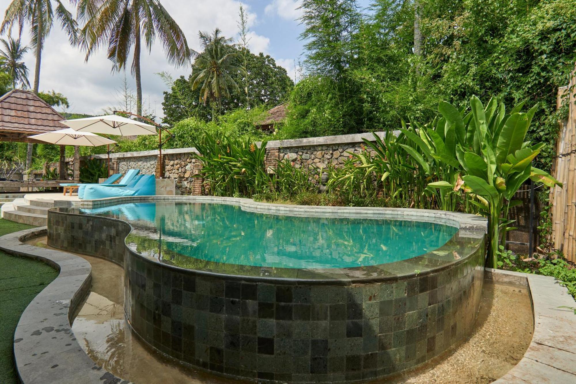 Attara Inn Senggigi Eksteriør bilde