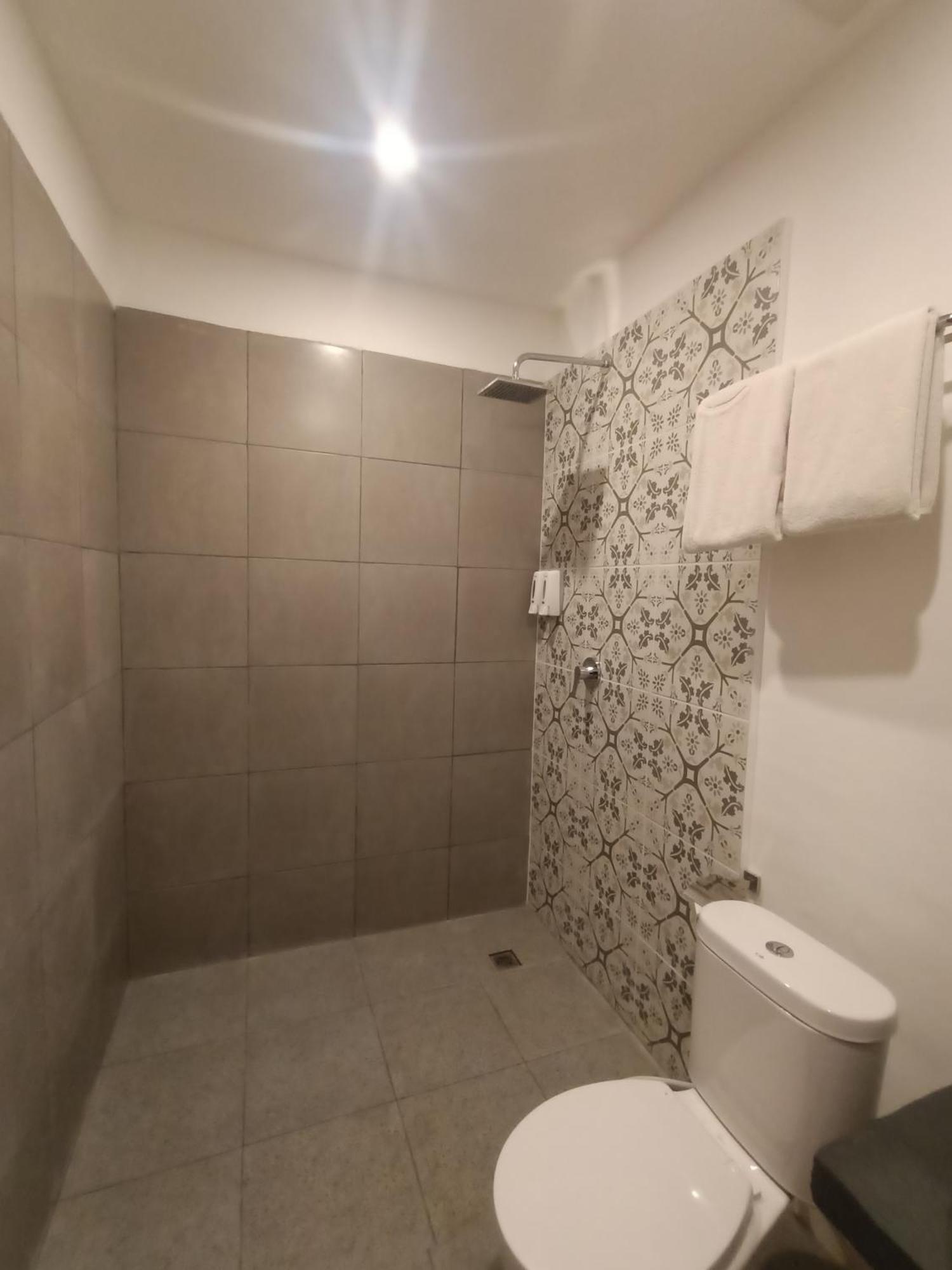 Attara Inn Senggigi Eksteriør bilde